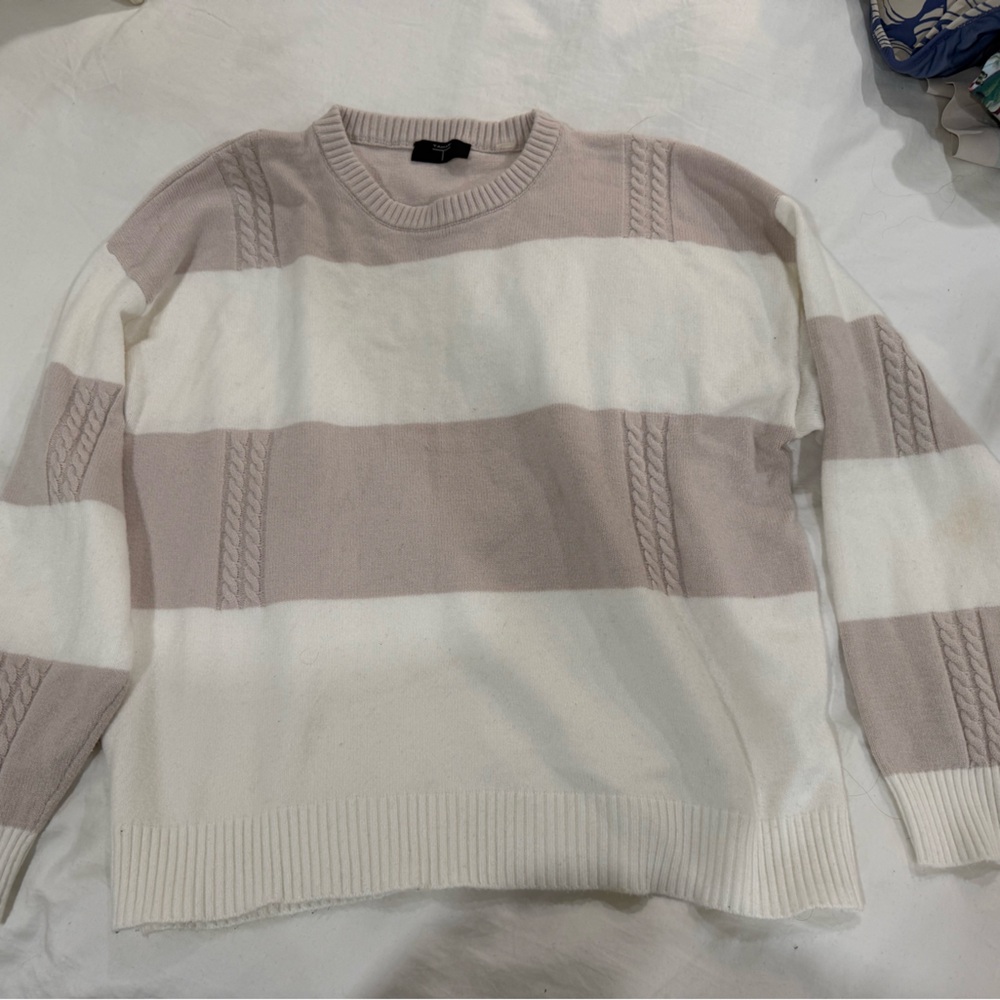 Women’s Tahari Striped Sweater - Cream and Tan